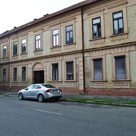 Studio Apartman * Szigetvár